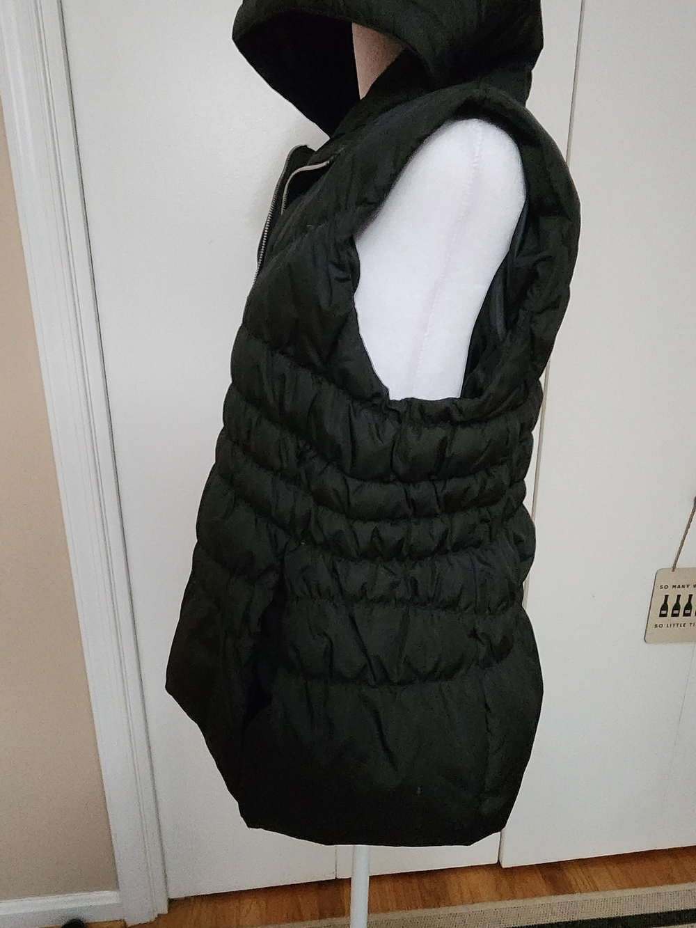 Michael Kors Black Quilted Sleeveless Puffer Vest - Picture 3 of 5